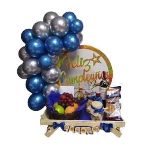 Bandeja de productos y arco de globos