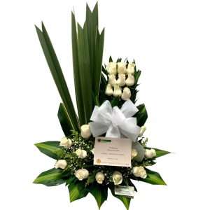 Arreglo de condolencias de rosas