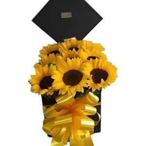 Caja tapizada de girasoles