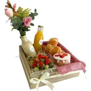 Desayuno sorpresa con torta personal