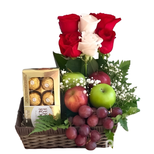 Rosas, frutas y chocolates