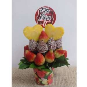 Sencillo de fresas y piña