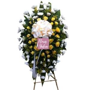 Pedestal de rosas y cremones